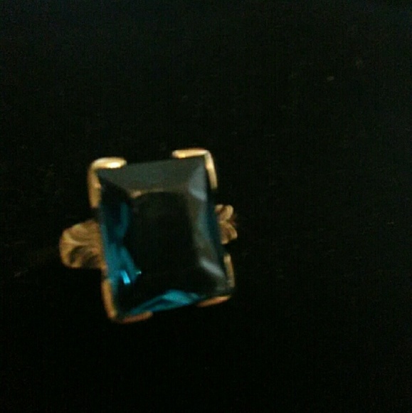 ✨Antique blue stone gold handwrought ring✨ - Picture 2 of 6